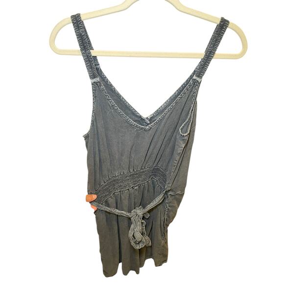 Cloth & Stone Anthropologie Women Large Romper Grey‎ Blue Washed Denim Sleevless - Picture 6 of 7